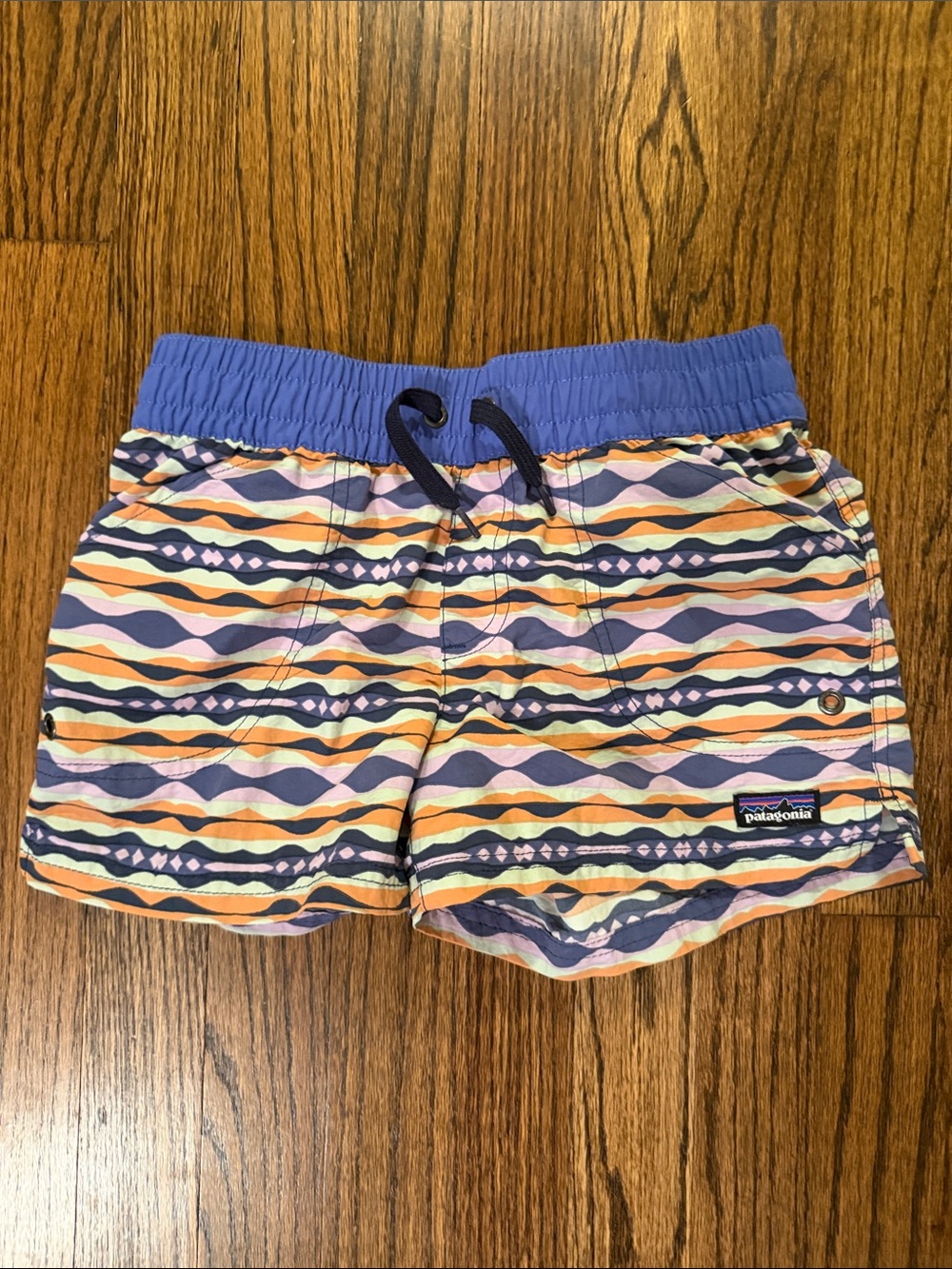 Patagonia Girls' Multicolor Wave-Patterned Shorts